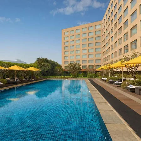 Courtyard By Marriott Mumbai International Airport-2