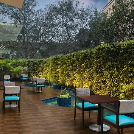 Courtyard By Marriott Mumbai International Airport-2